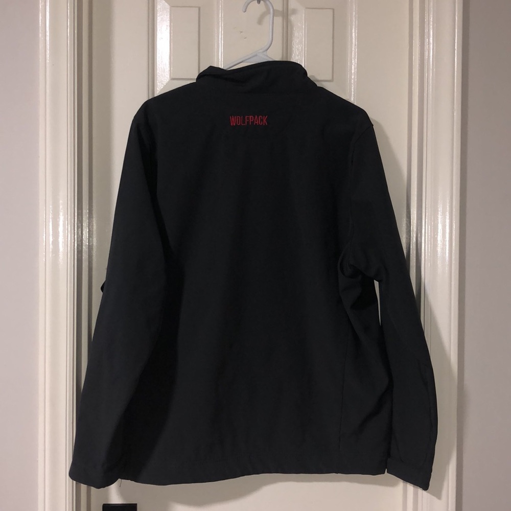 Nc State Wolfpack Zip Up Jacket! - image 4